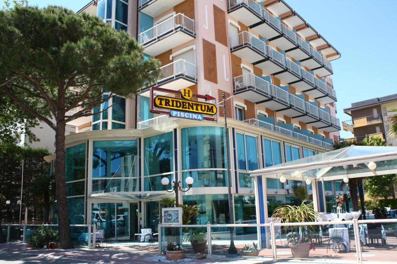 Hotel Tridentum Cesenatico Exterior photo